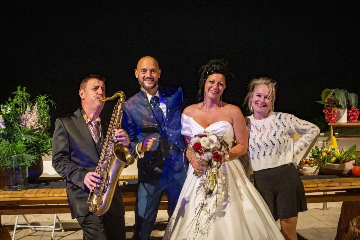 MARC SAX & POUCHYNE – animation musicale live pour mariage en Occitanie